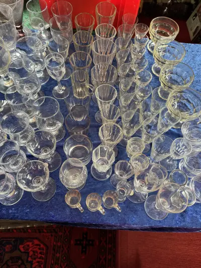 Ny vare: Antikke glas