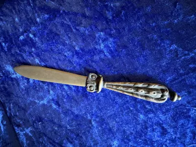 Brevåbner i messing eller bronze