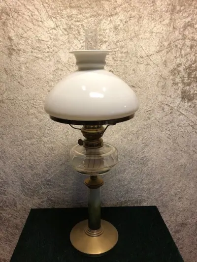 Petroleums stålampe